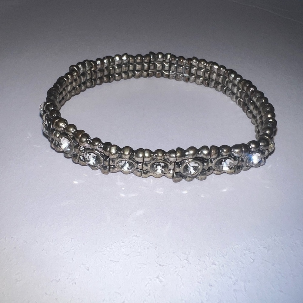 Silver Tone Stretch Bracelet with Rhinestone‎ Accents Fashion Jewelry